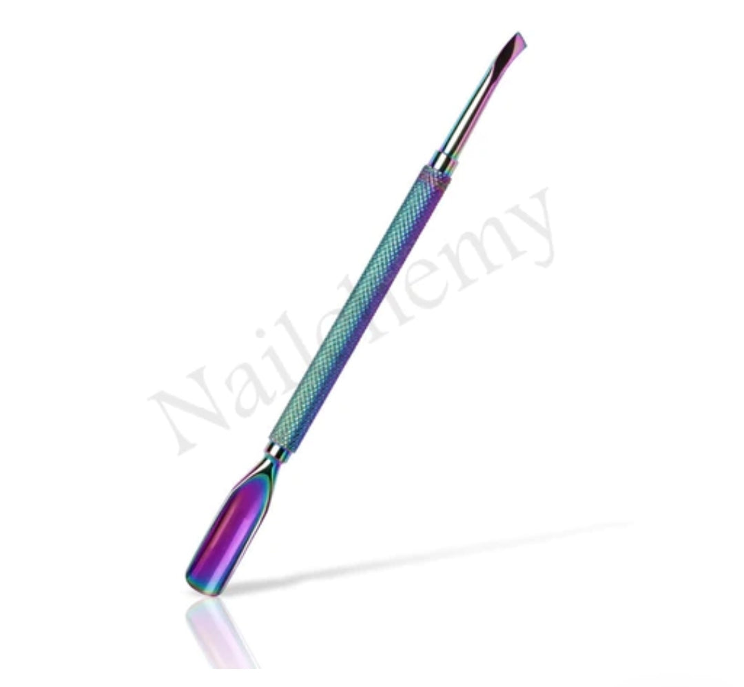 NAILCHEMY CUTICLE PUSHER/KNIFE (RAINBOW)