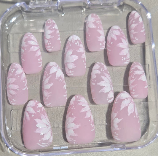 Elegant Pink Floral | Press-On Nails